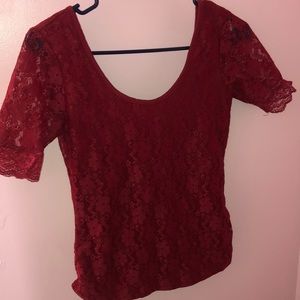 size S lace shirt